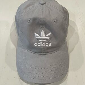 Adidas Classic Gray Hat with White Emblem. casual baseball cap, new